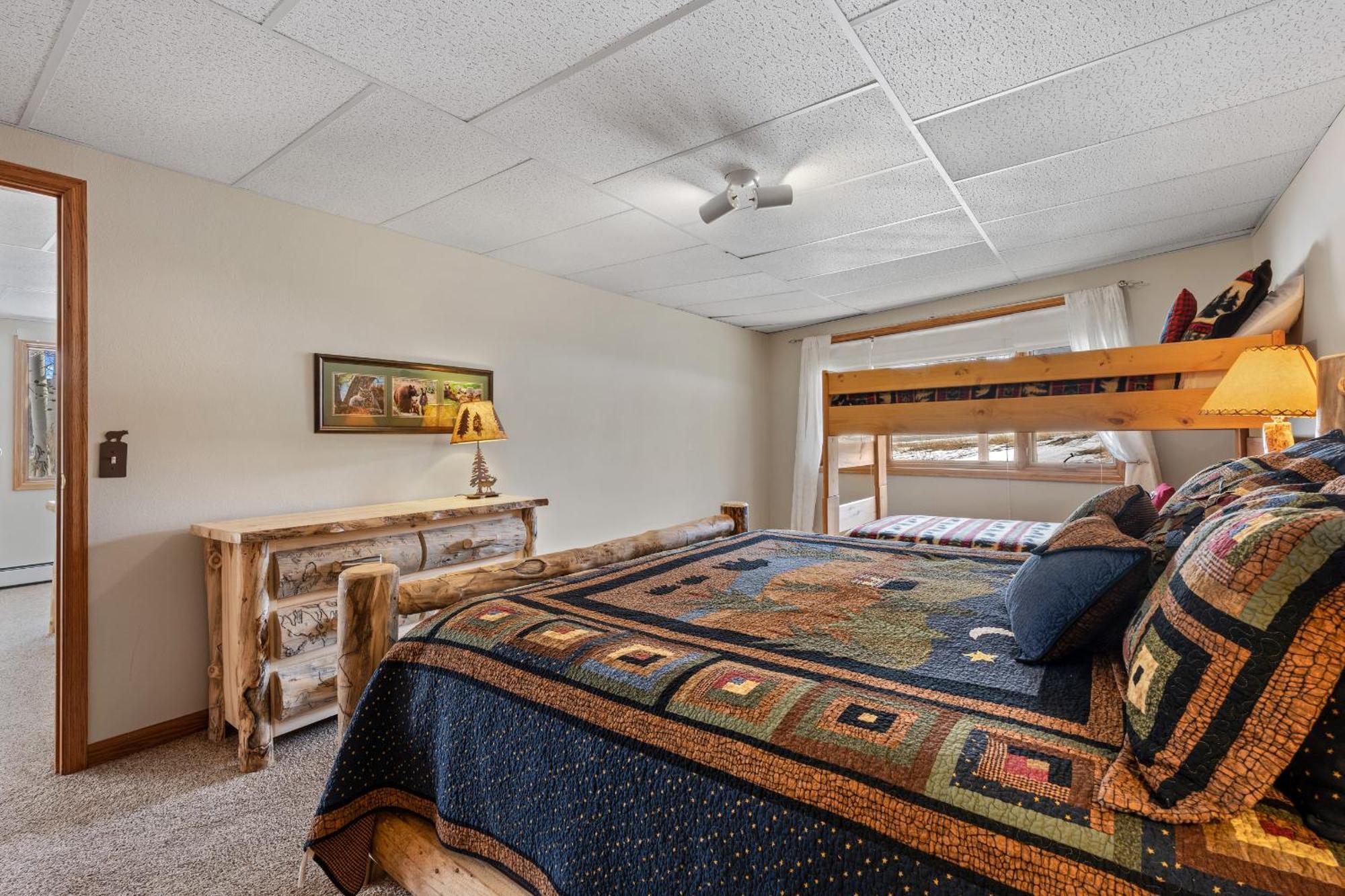 Lily Mountain Lodge - Amazing Mountains Views, Private Hot Tub, Great Location Estes Park Oda fotoğraf
